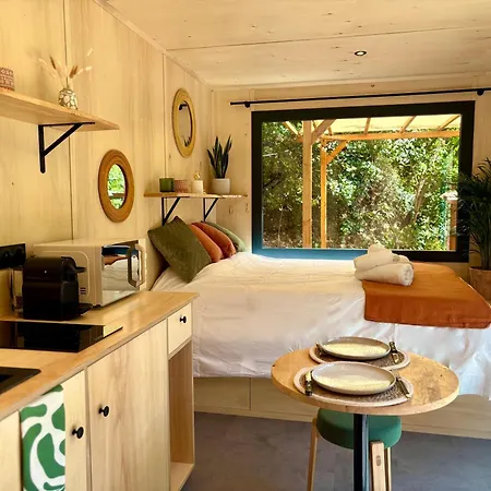 Kalyva - Prive & Nature A ロッジ